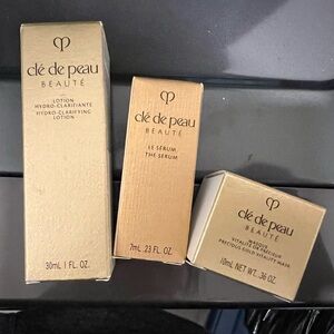 clé de peau Skincare Set